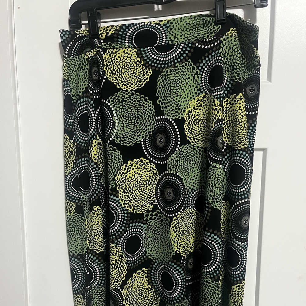Multicolor skirt by Cato